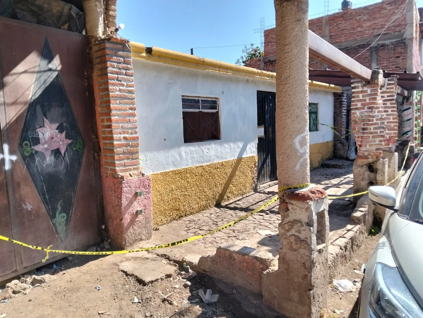 Fiscalía de Jalisco procesa hallazgos en fosa de San Juan Cosalá