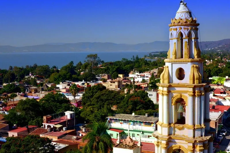 Detienen en Ajijic a presunto implicado en homicidio ocurrido en Tlajomulco