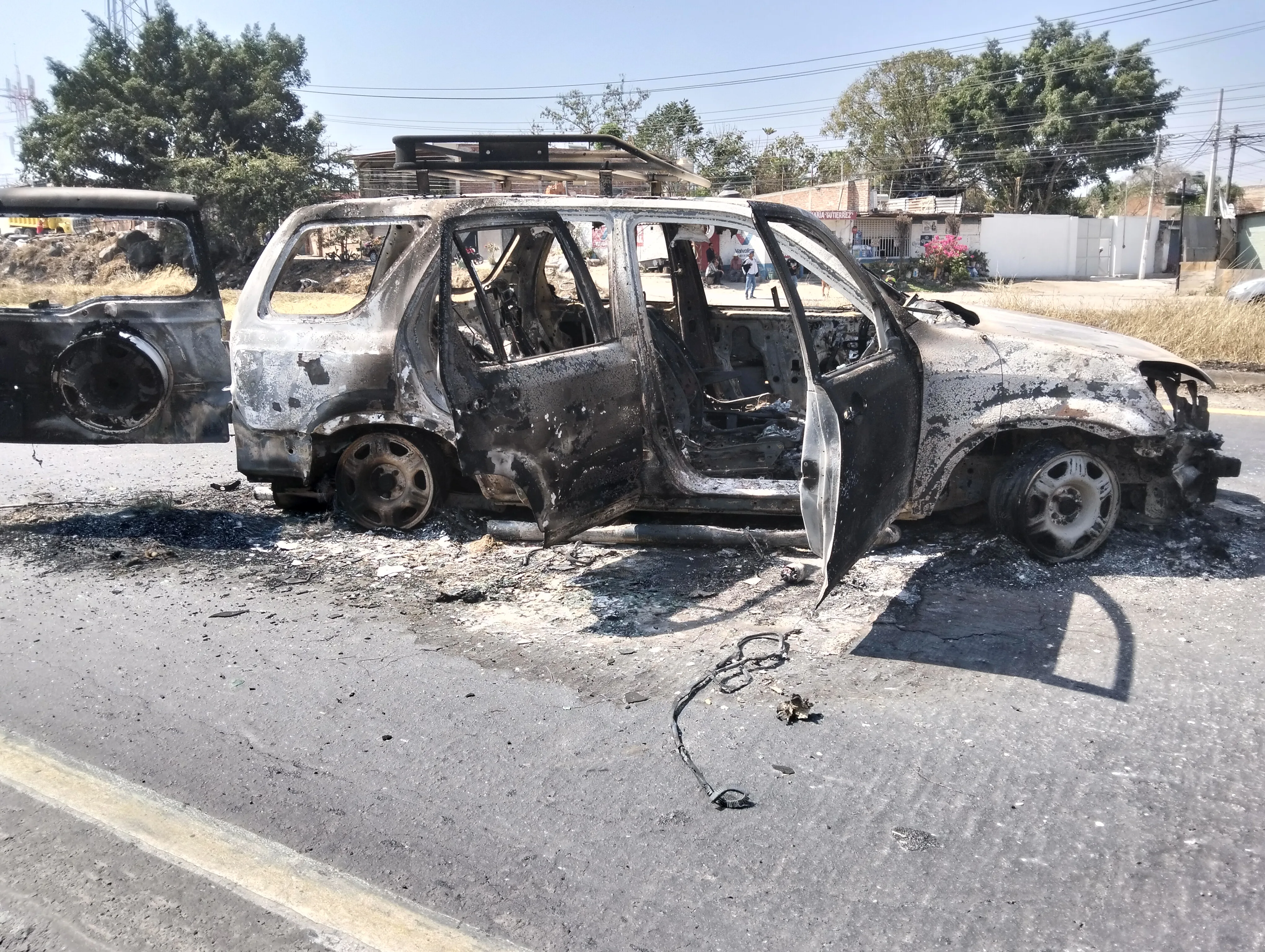 Suman más de 600 vehículos calcinados tras la captura de “El Mencho”
