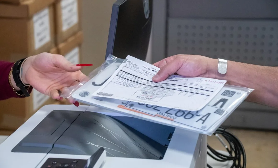 Amplían el plazo para el canje gratuito de placas 