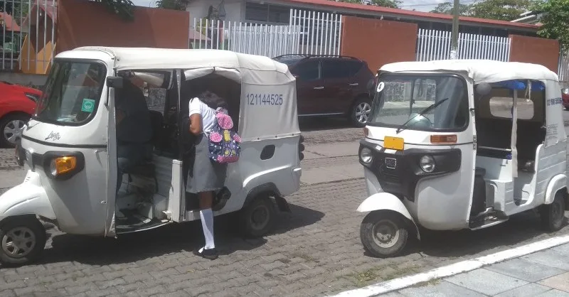 Buscan legalizar mototaxis en Jalisco 