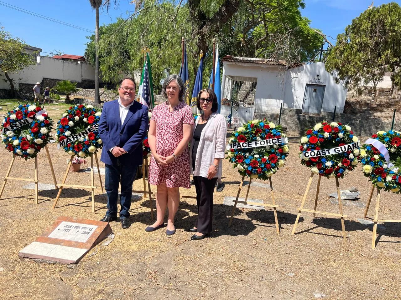 Comunidades extranjeras y autoridades conmemoran el Memorial Day en Chapala