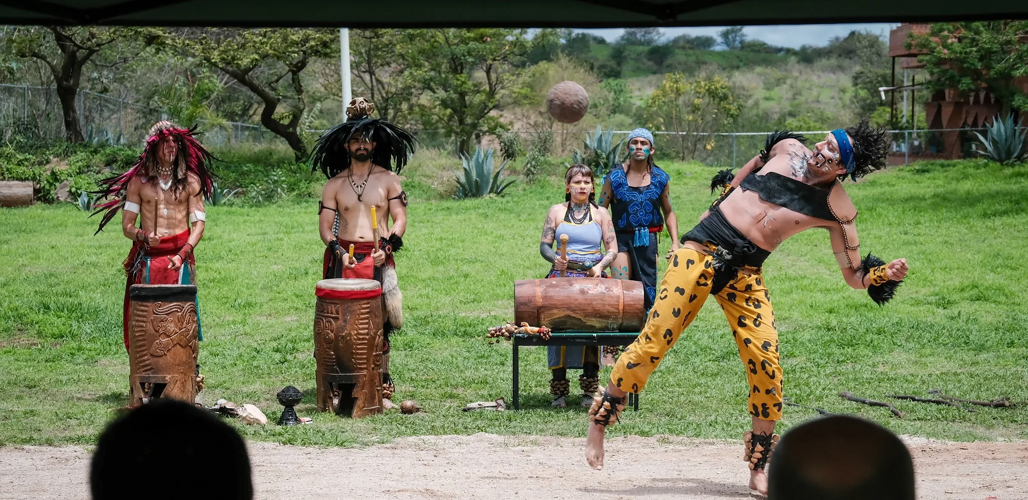 El juego de pelota ancestral revive en el Centro Interpretativo Guachimontones 