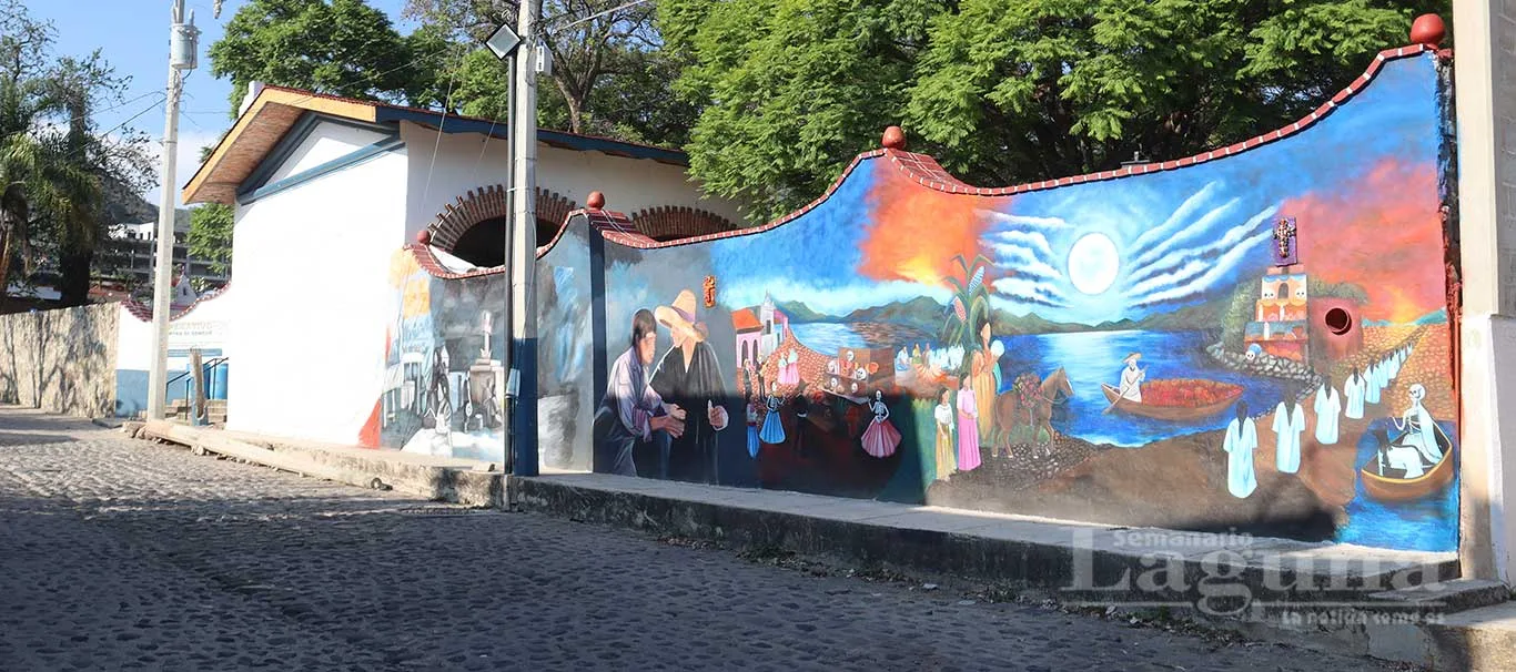 Inauguran nuevos espacios conmemorativos en el panteón municipal de San Antonio Tlayacapan