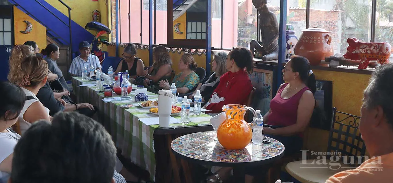 Comerciantes de Ajijic se organizan para reactivar la economía y mejorar la zona centro