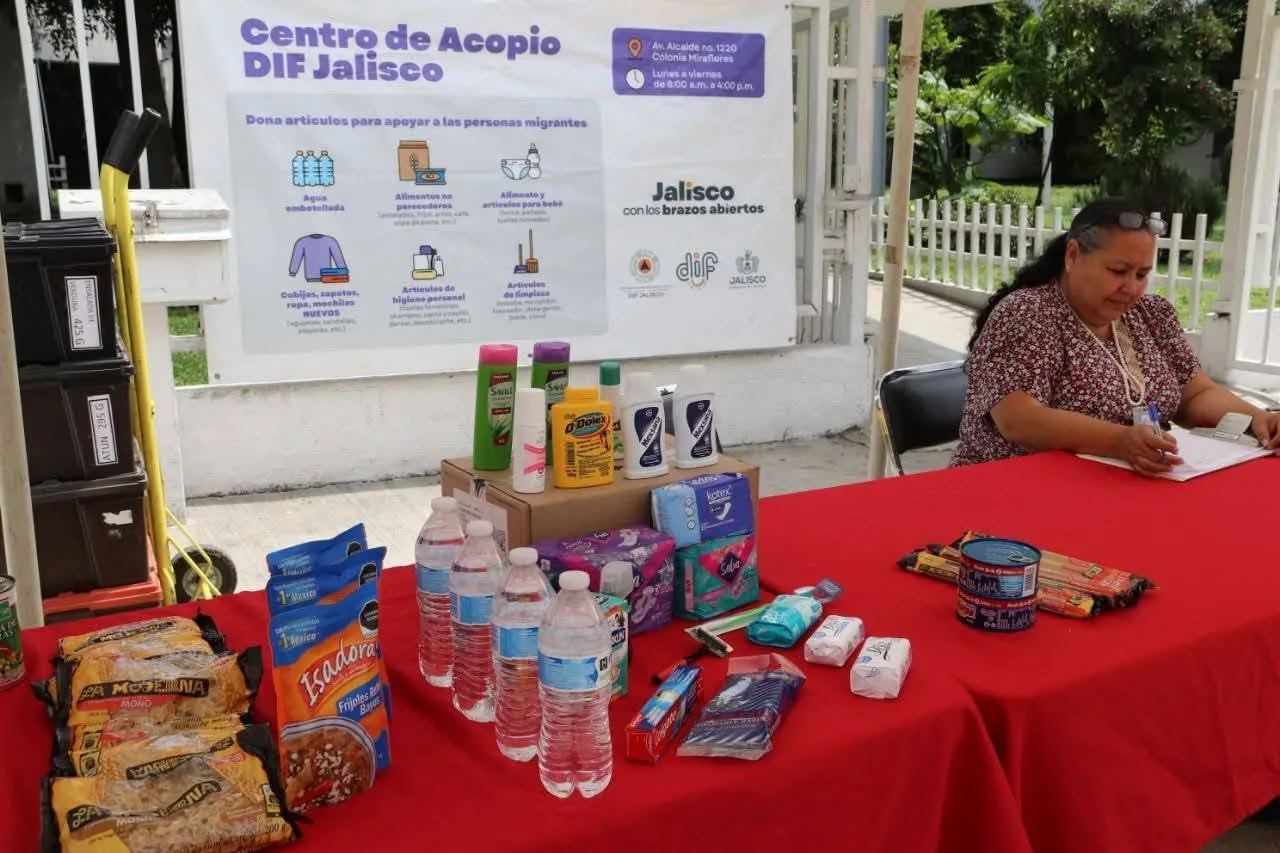 DIF Jalisco instala centro de acopio para apoyar a familias afectadas por sismo en Venezuela