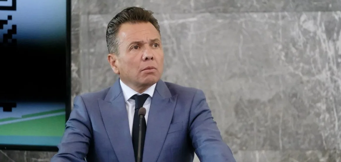 Apendicitis manda a descansar al gobernador