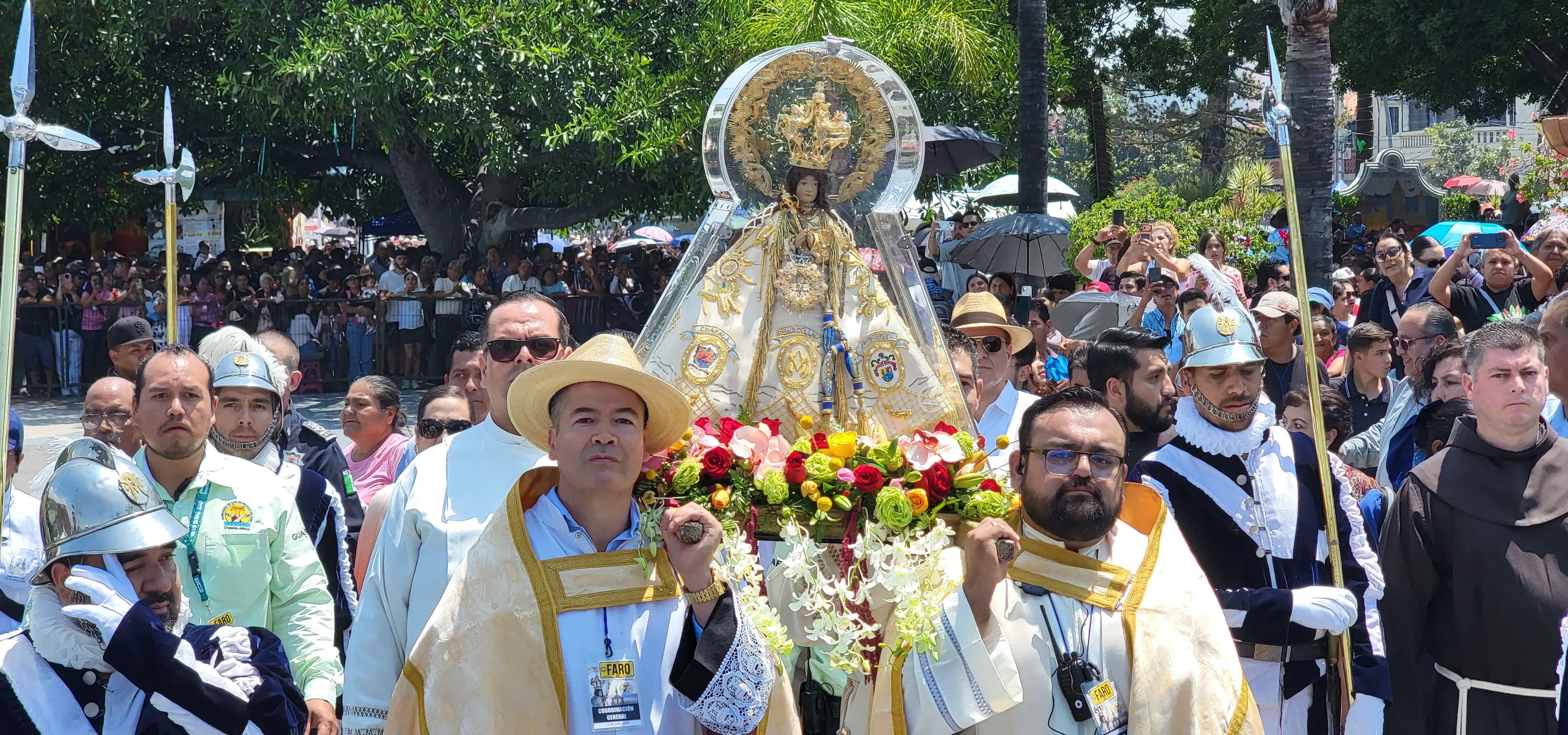 Reciben 12 mil fieles de Chapala a la Virgen de Zapopan