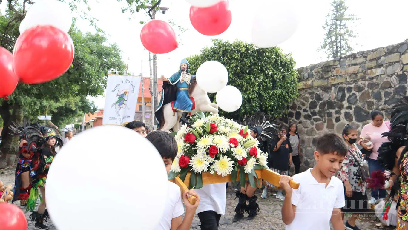 FOTOGALERÍA: Abraza barrio de Ajijic su legado ancestral en honor a Santo Santiago 