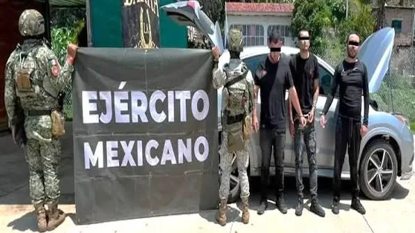 Detienen a tres hombres armados en Tizapán El Alto