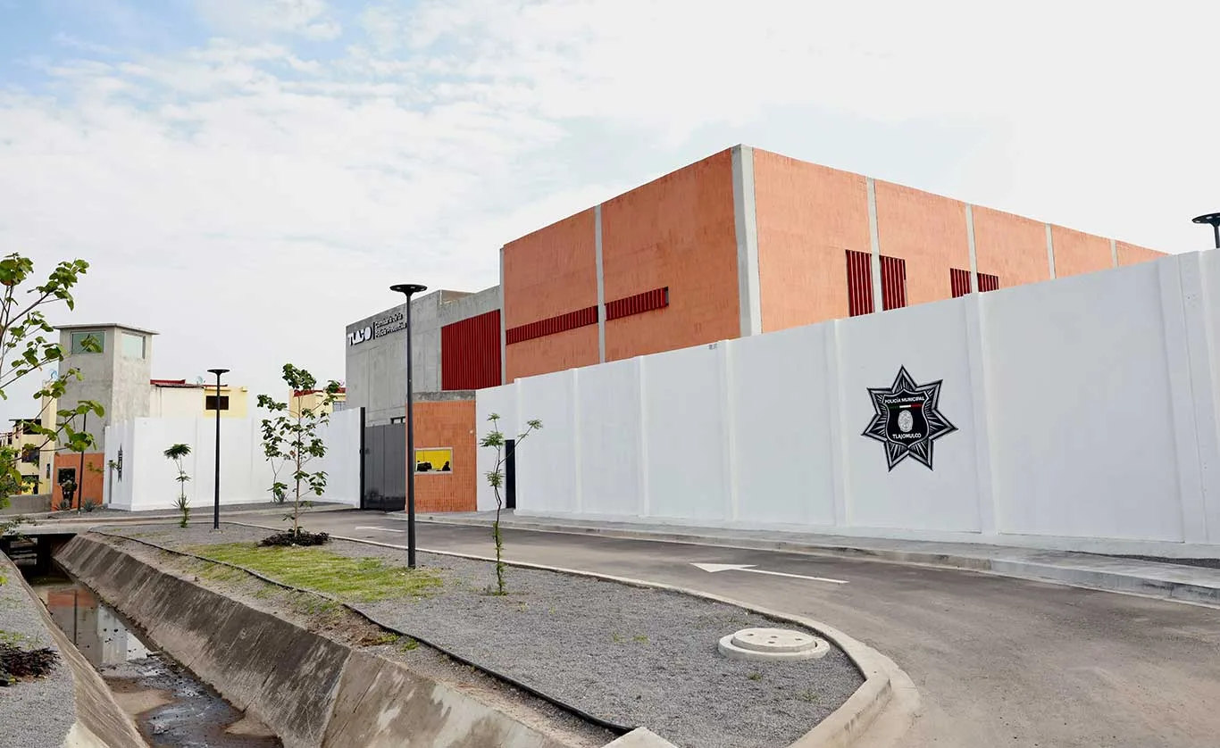 Inauguran la primera etapa de la Comisaría y Academia de Policía de Tlajomulco 