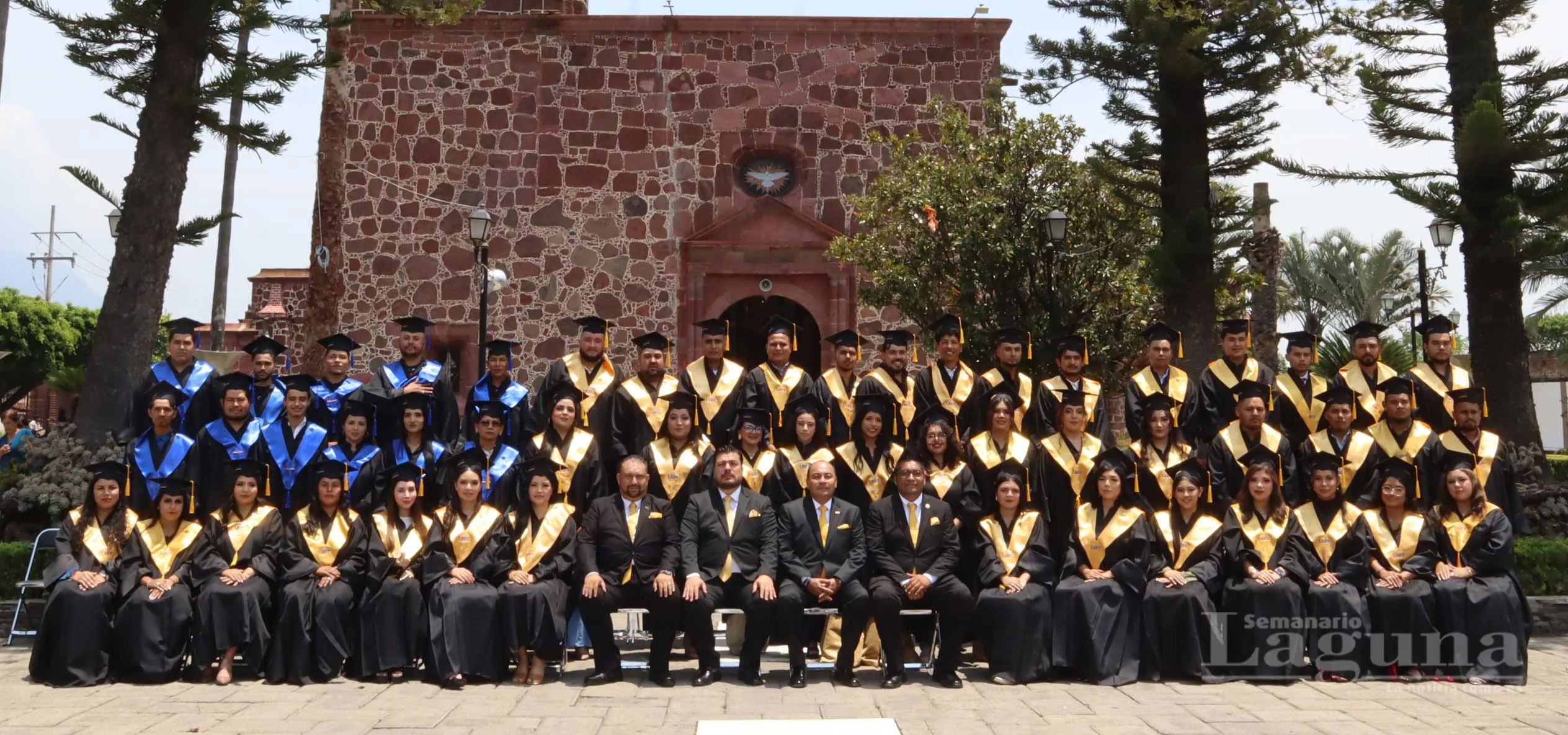 Gradúa URIT Jocotepec a 56 estudiantes de la generación 2023-2026