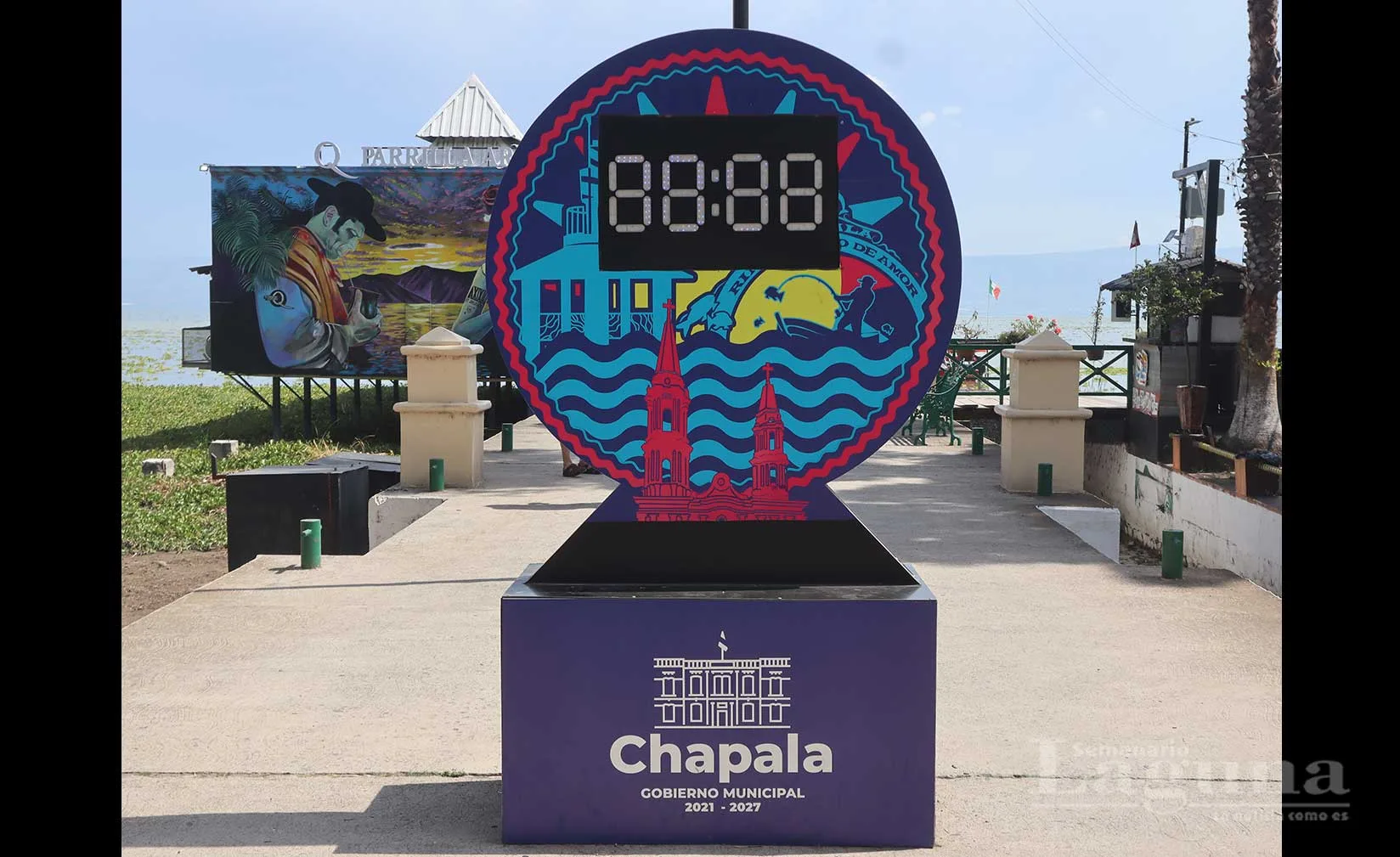 Reloj mundialista de Ajijic lleva un mes sin funcionar; Turismo prevé reubicarlo 