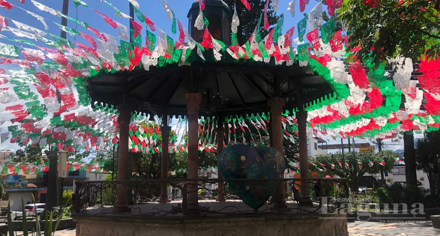 Todo listo en Ajijic para celebrar las Fiestas Patrias