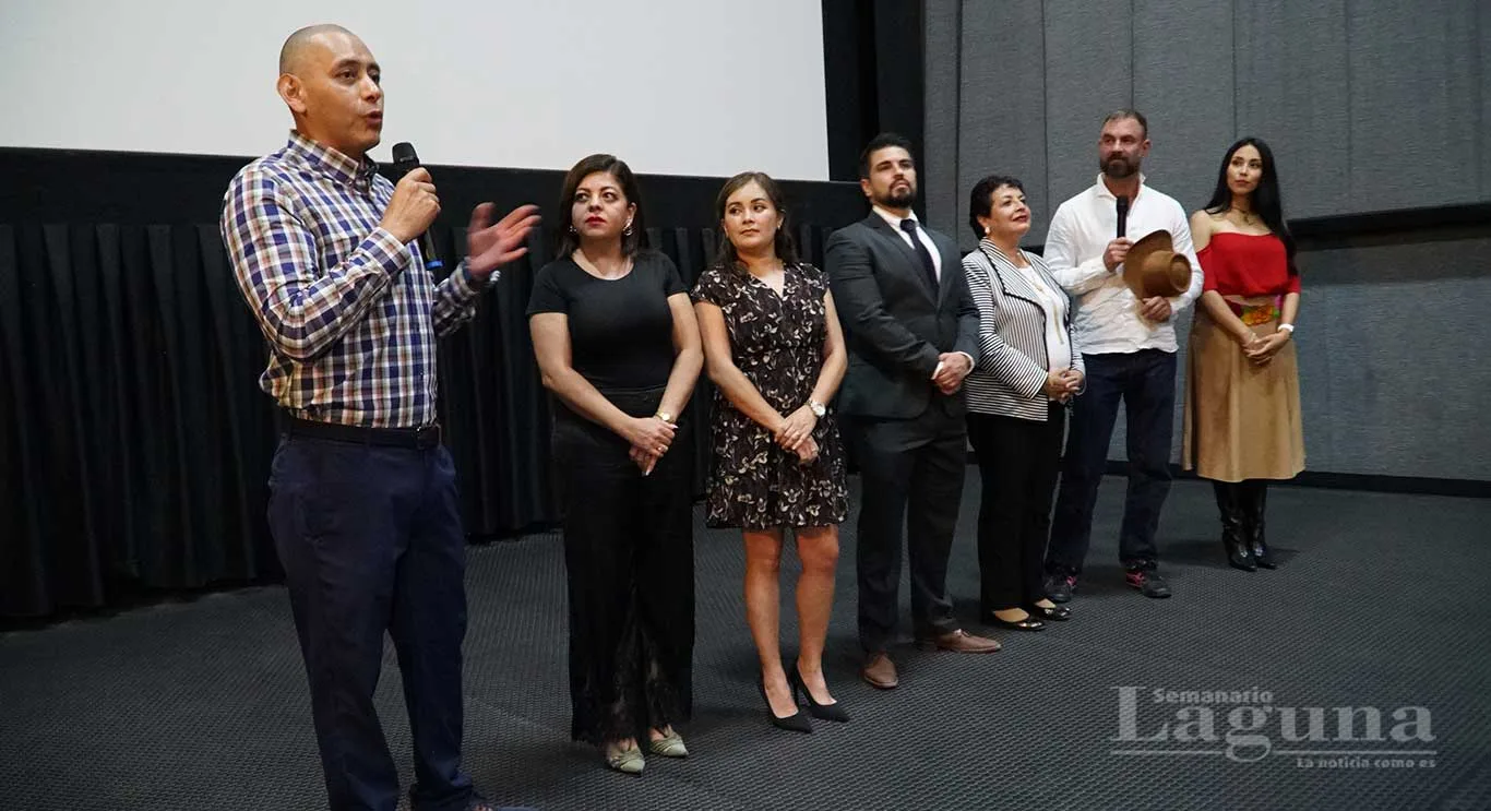 Horacio Alcalá destaca al Lago de Chapala como un personaje en “Sobre las olas” 
