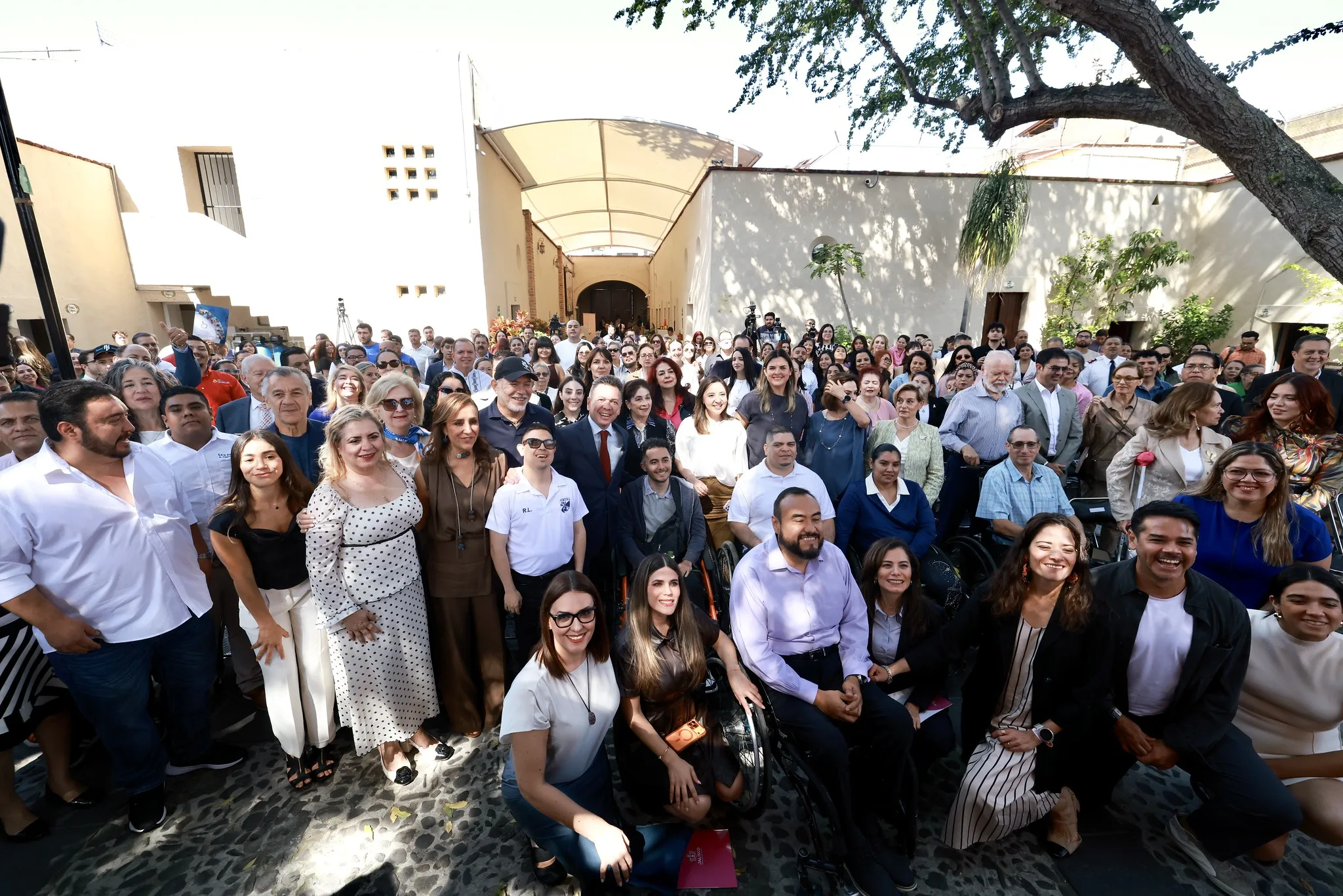 Reciben 152 organizaciones civiles apoyos por 75 millones de pesos 