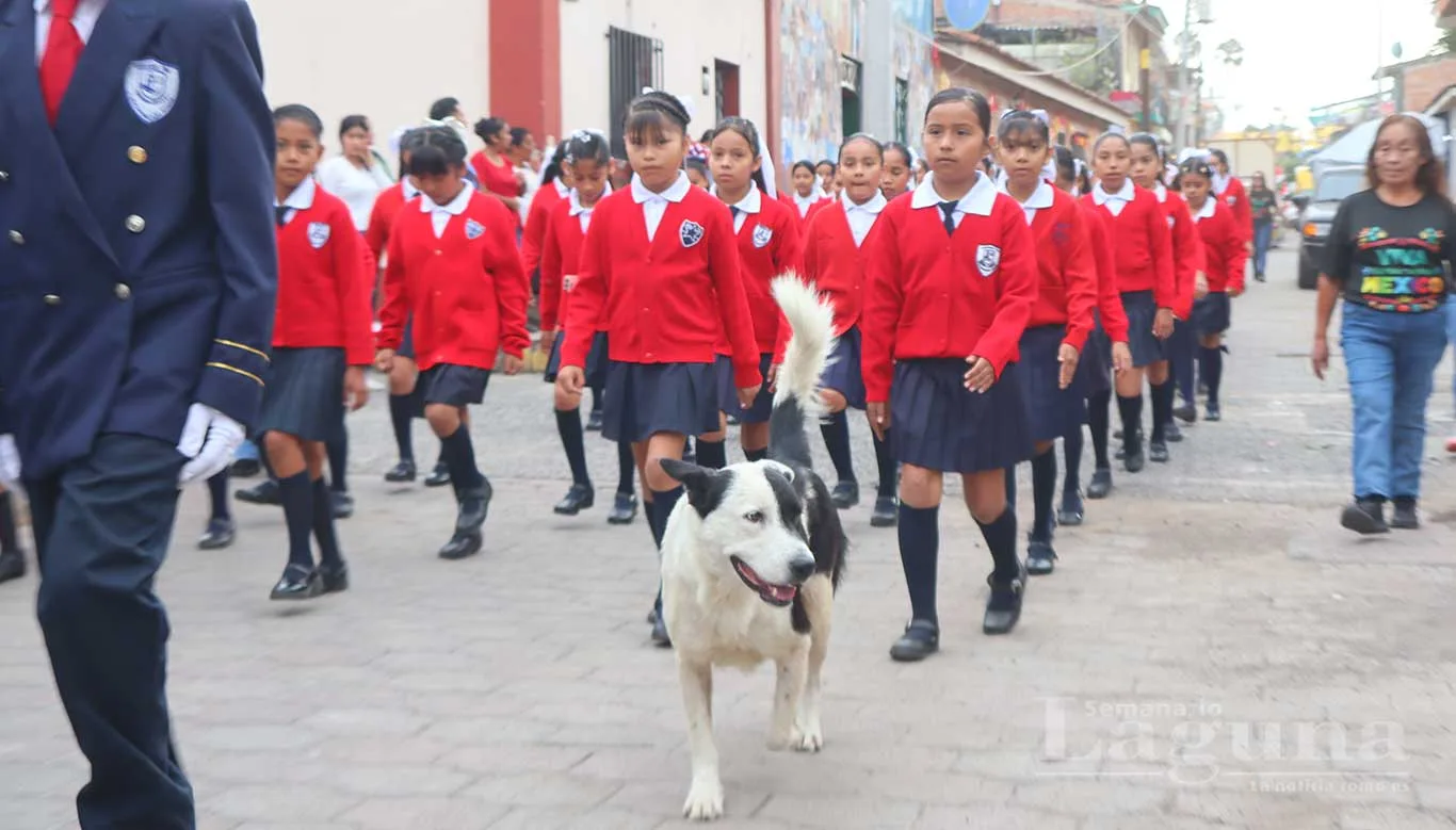 Fotogaleria: San Juan Cosalá conmemora la Independencia con desfile y actividades comunitarias 