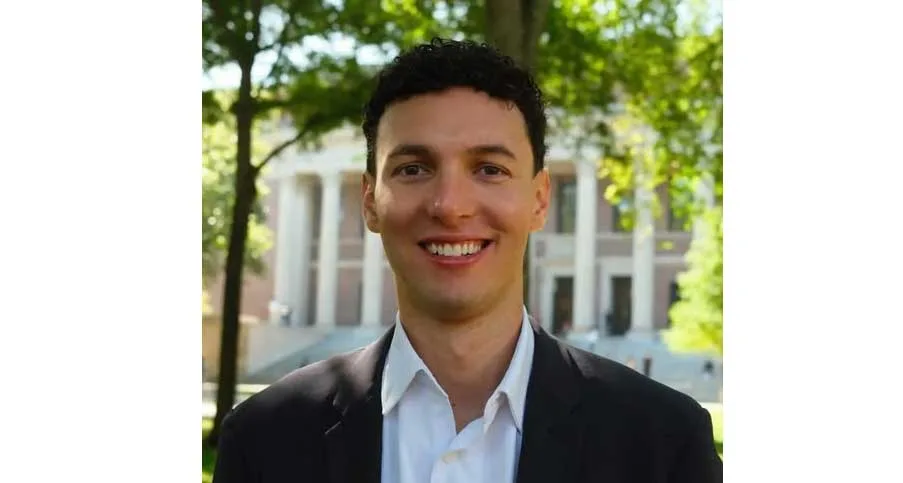 Ocotlense Jesús Chavoya asume co-presidencia de estudiantes mexicanos en Harvard