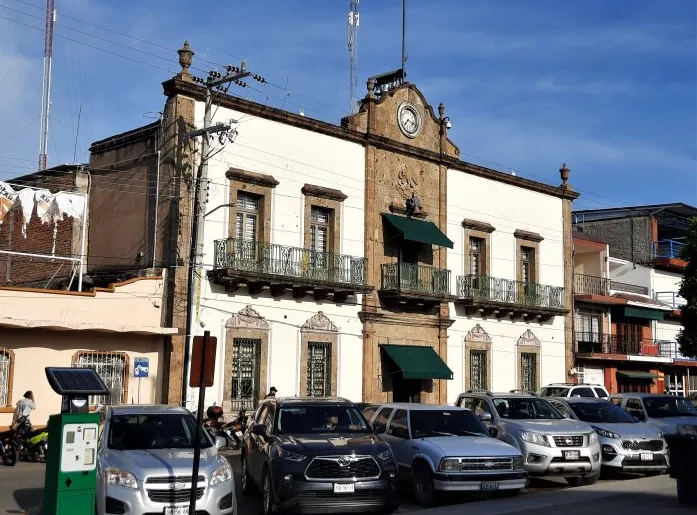 Le quitarán dos regidurías a Ocotlán 