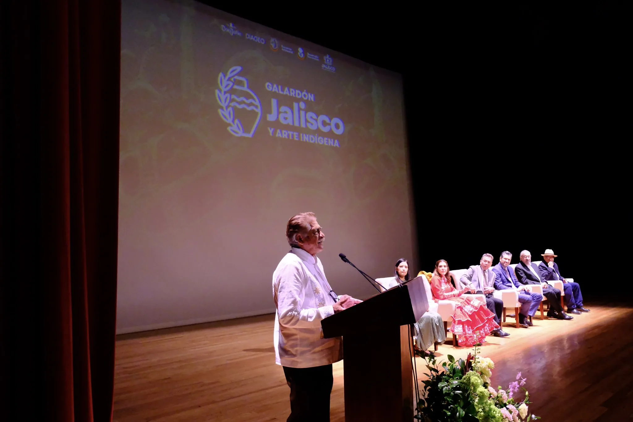 Galardón Jalisco a la Artesanía es para Rafael Ángel, con un caballero águila de obsidiana