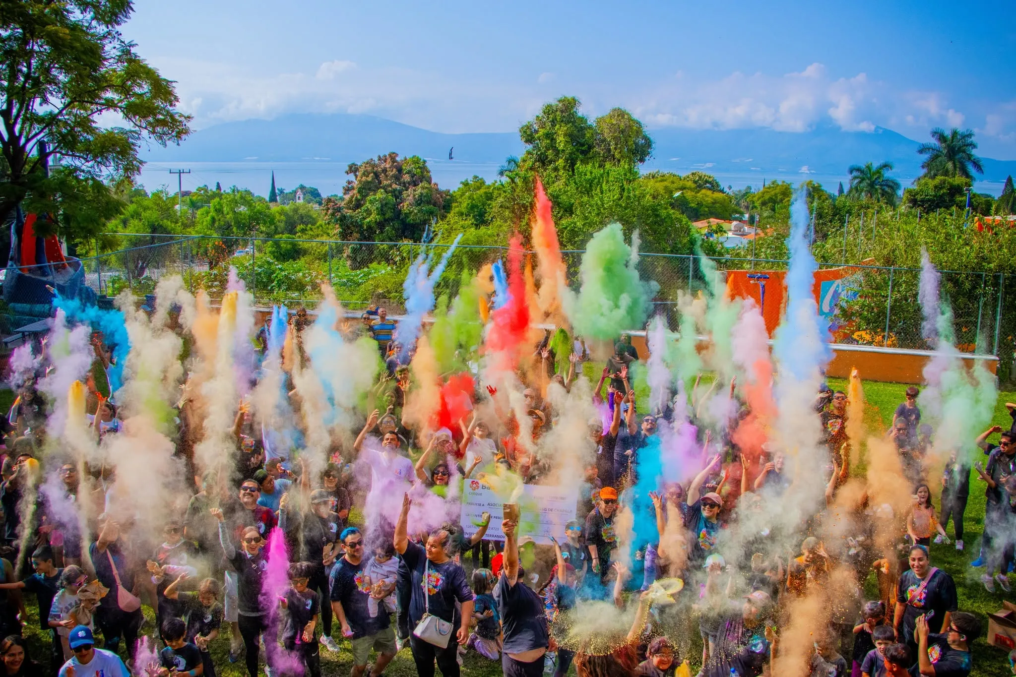 Instituto Terranova celebra 20 años con la carrera TerraColorFun 2026