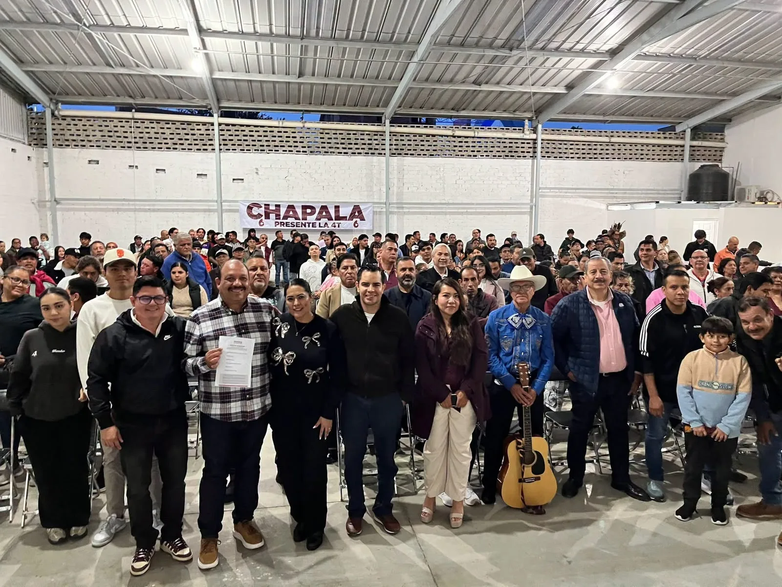 Busca “Bebo” abanderar a MORENA en Chapala